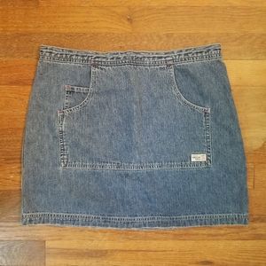 Vintage Women's Y2k American Eagle Denim Mini Skirt Kangaroo Pouch Pocket Sz 8